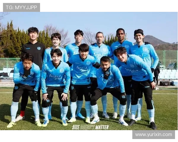 杭州足球队在城市联赛中的灵活性表现与战术创新分析