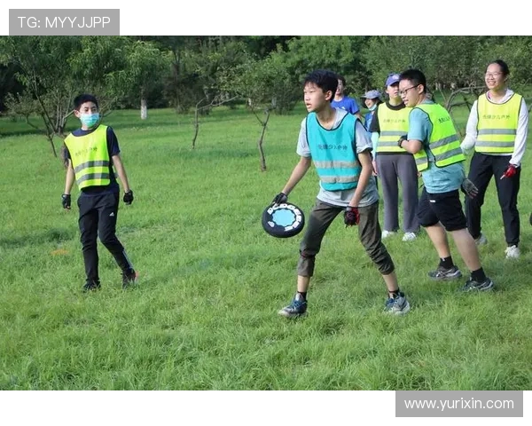 黄芳独家分享飞盘运动技巧与心得体会助你轻松掌握飞盘乐趣